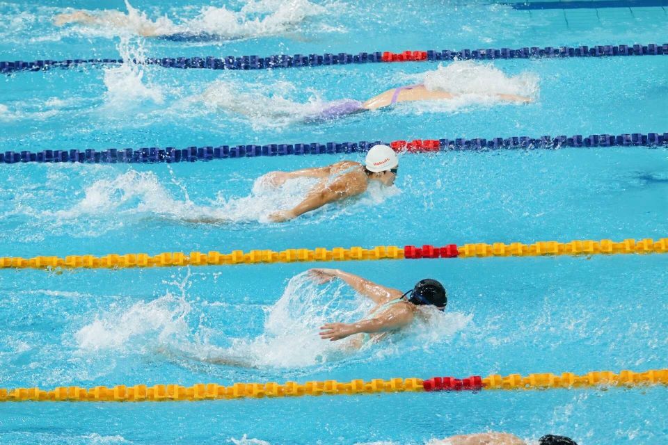 com, 虽然最终以 com, 虽然最终以