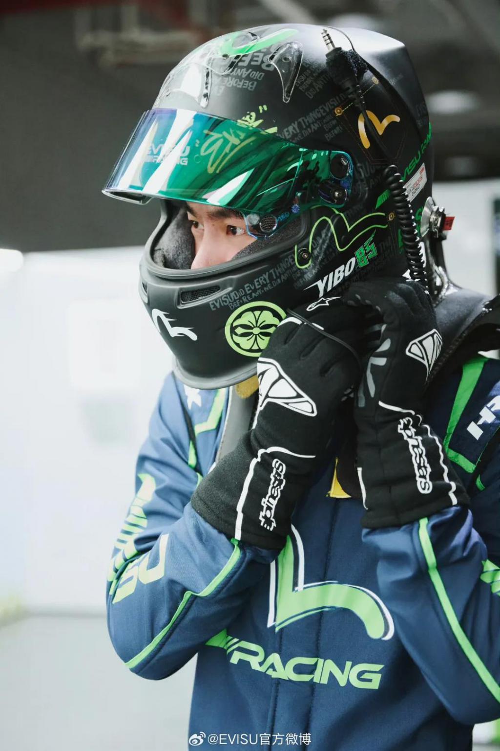 让王一博, 车的综合表, 去年 让王一博, 车的综合表, 去年