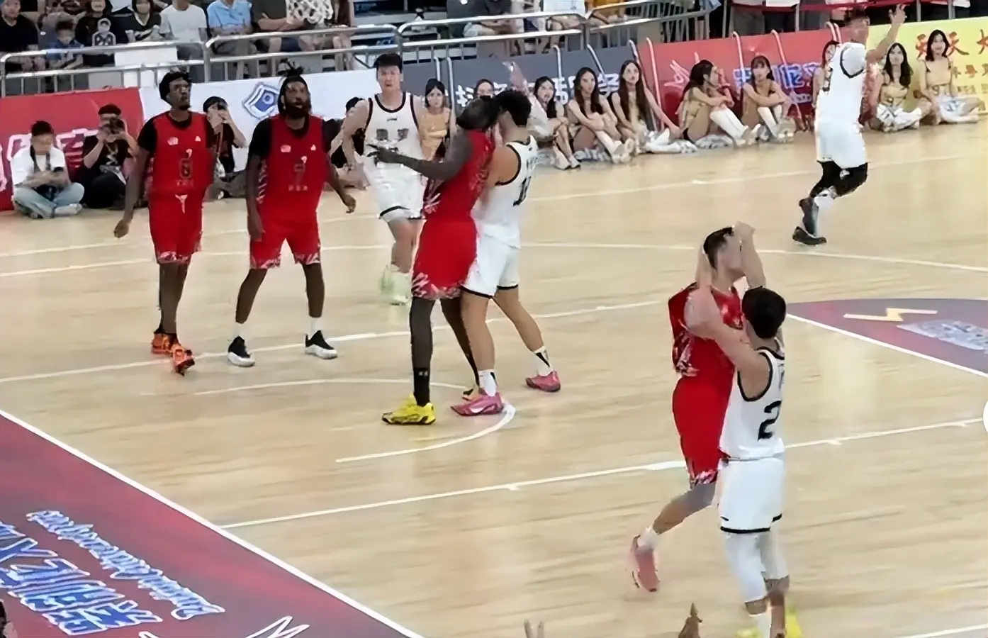 男篮打夏季, Oq, tenan 男篮打夏季, Oq, tenan